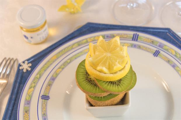 mettez de la couleurs pour le repas du nouvel an avec des décors de fruits et légumes de saison